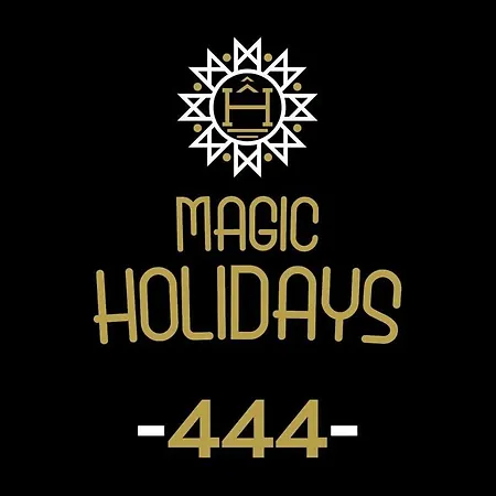 Magic Holidays 444