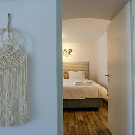 Magic Holidays 444 Апартаменты Mykonos Town