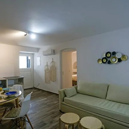 Апартаменты Magic Holidays 444 Mykonos Town