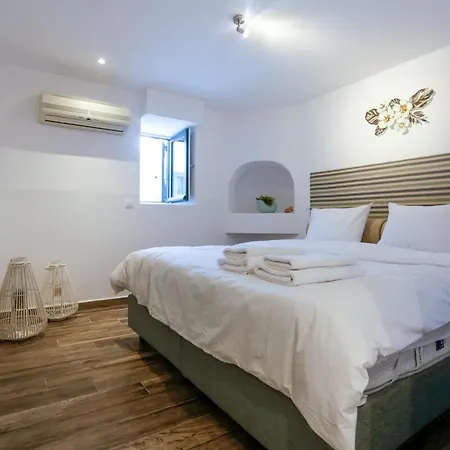 Magic Holidays 444 * Mykonos Town